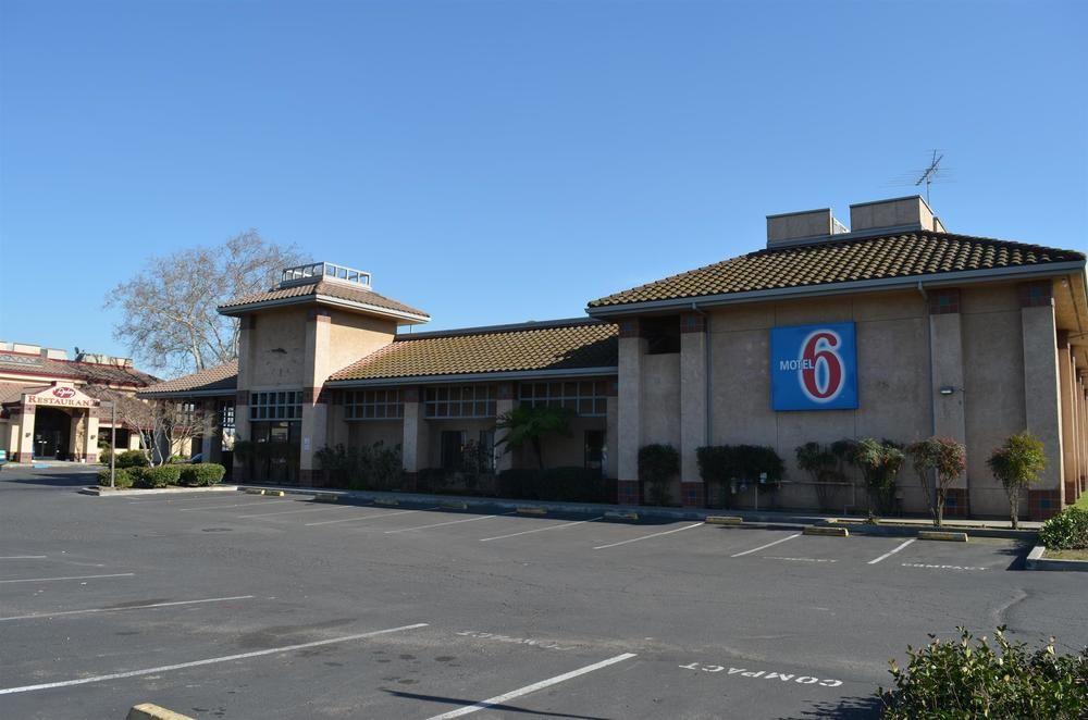 Motel 6 Oakdale, Ca Exterior photo