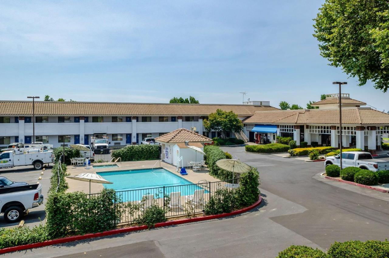 Motel 6 Oakdale, Ca Exterior photo